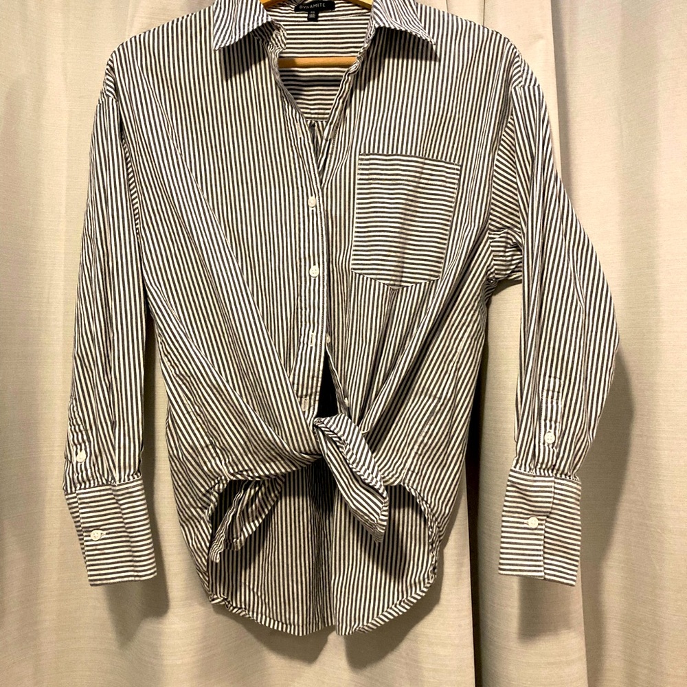 Dynamite button up, Grey and White pin stripes, Size Small